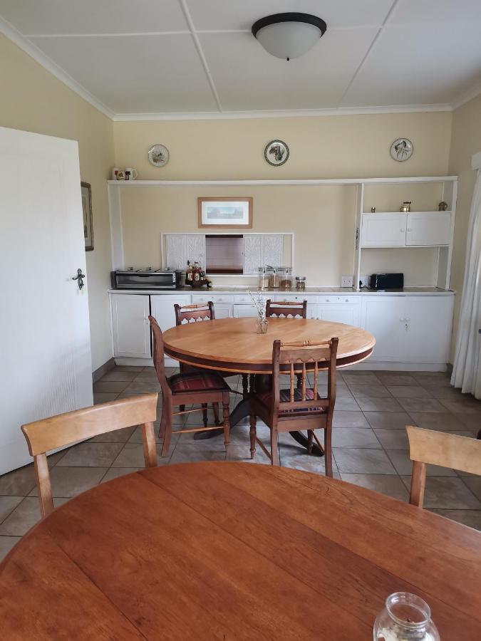 Sani Window B&B And Self Catering Underberg Luaran gambar