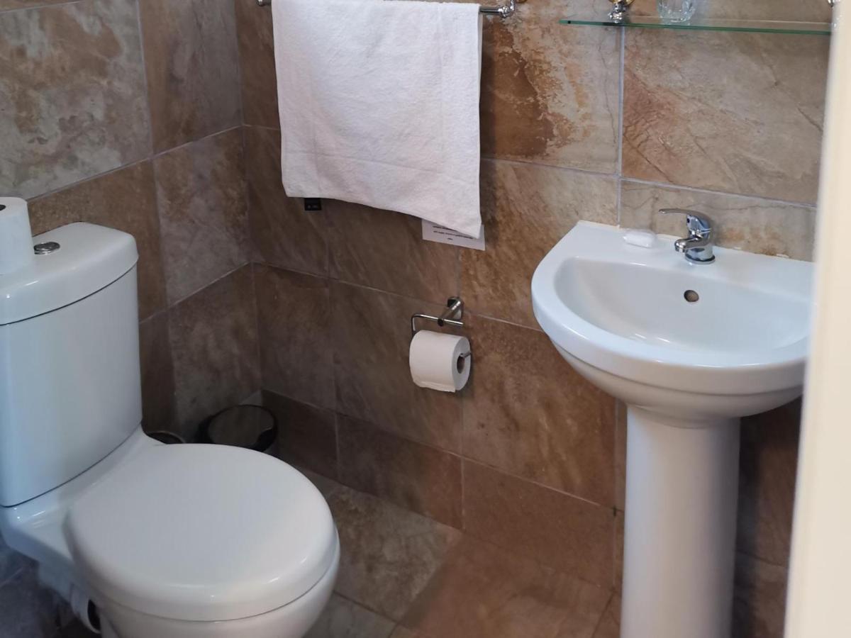 Sani Window B&B And Self Catering Underberg Luaran gambar