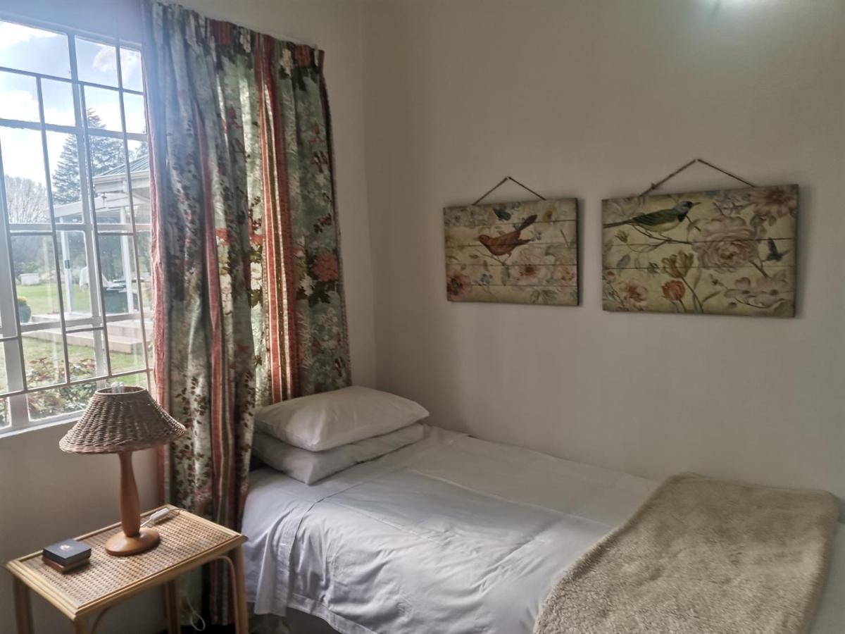 Sani Window B&B And Self Catering Underberg Luaran gambar